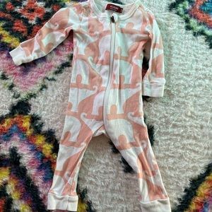 MilkBarn zipper sleeper